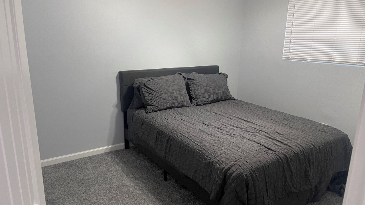 Photo of Bedroom in Hesperia