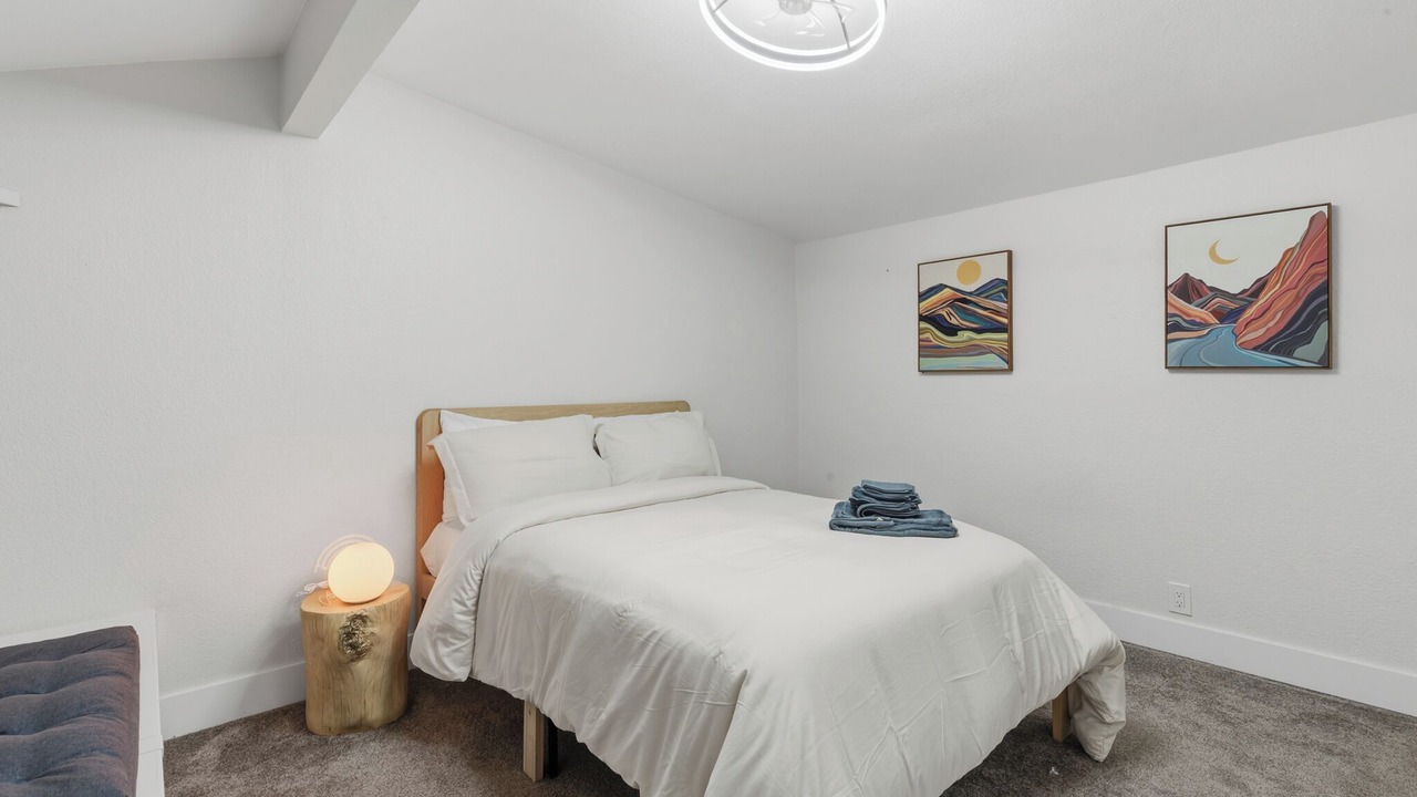 Photo of Bedroom in Raisin