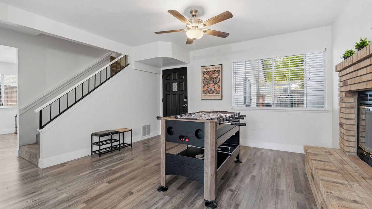 Photo of Bedroom in Raisin