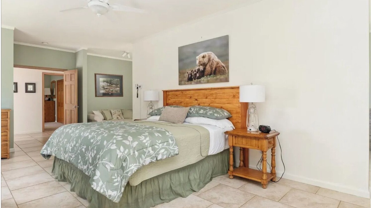 Photo of Bedroom in Glencoe