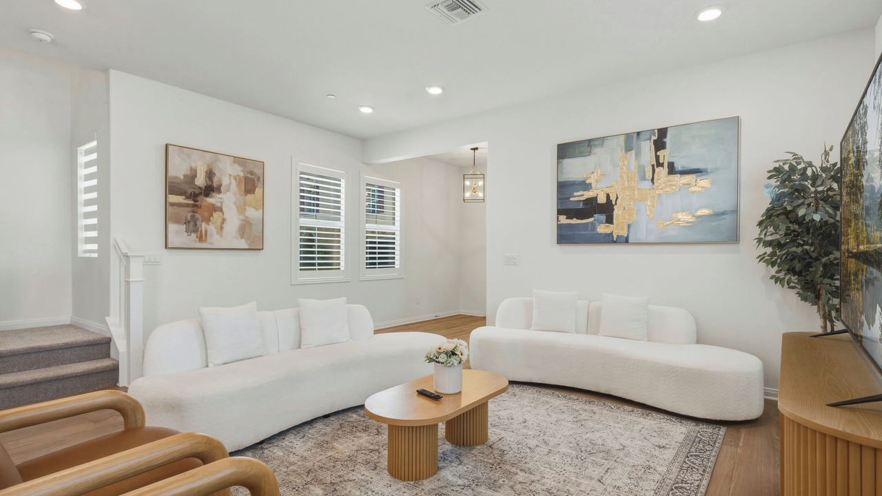Photo of Livingroom in Ontario