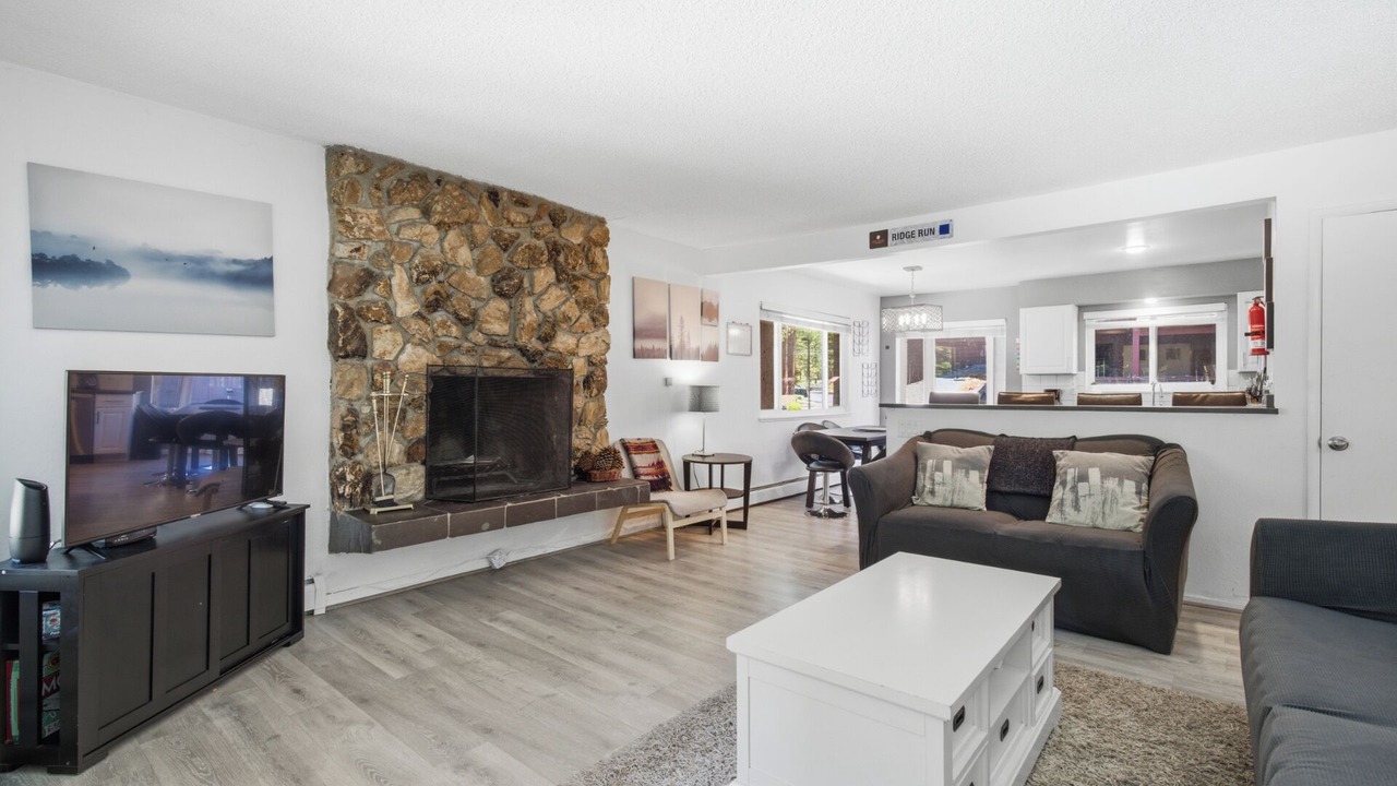 Photo of Livingroom in South Lake Tahoe
