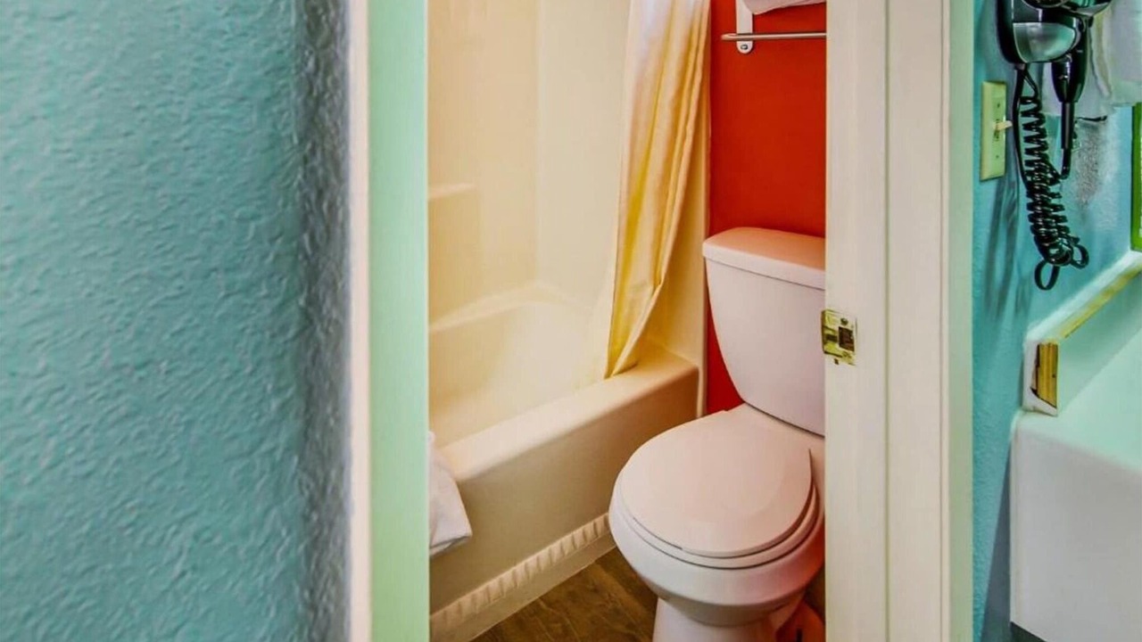 Photo of Bathroom in Ridgecrest