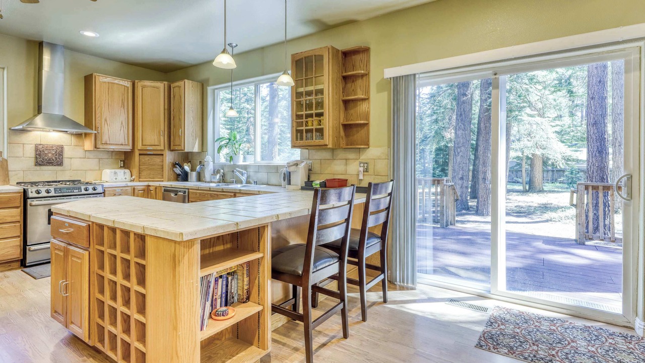 Photo of Kitchen in Tahoe Valley