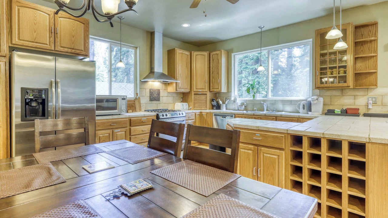 Photo of Kitchen in Tahoe Valley