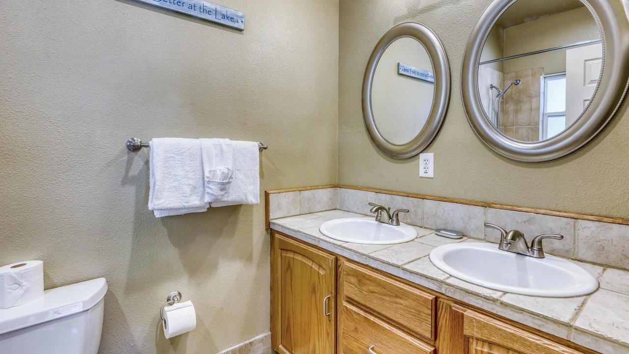 Photo of Bathroom in Tahoe Valley