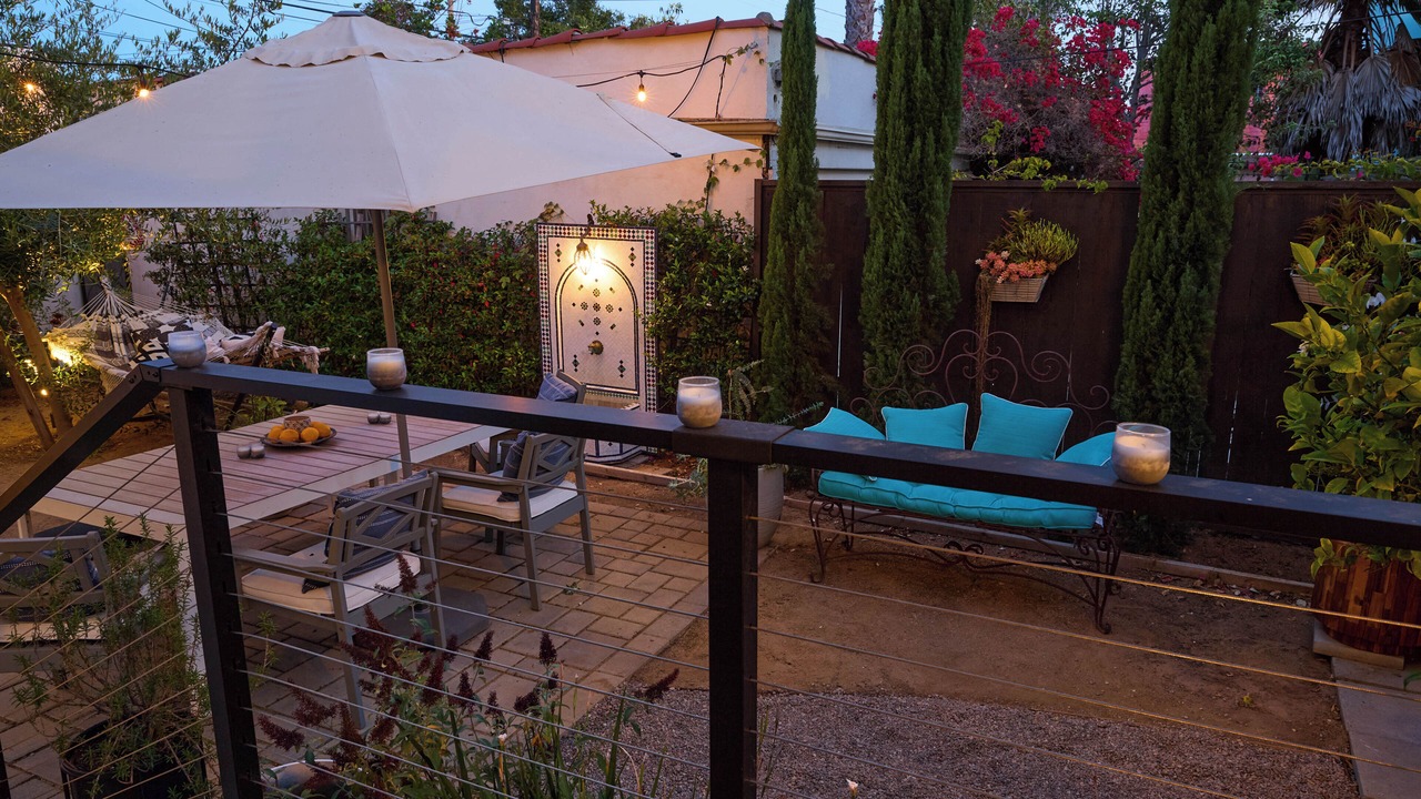 Photo of Outdoor in Mid City