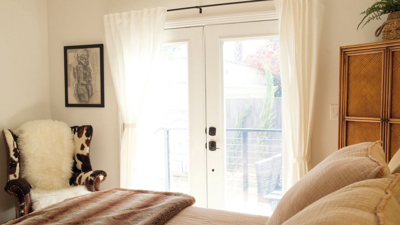 Photo of Bedroom in Mid City