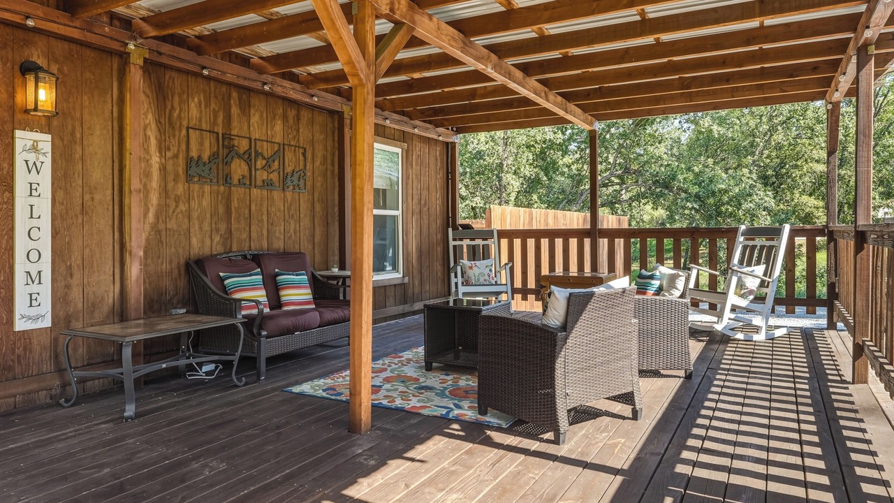 Photo of Patio Balcony in North Fork