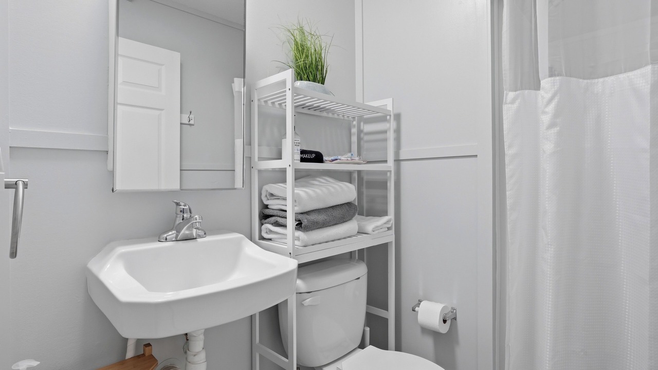 Photo of Bathroom in North Fork