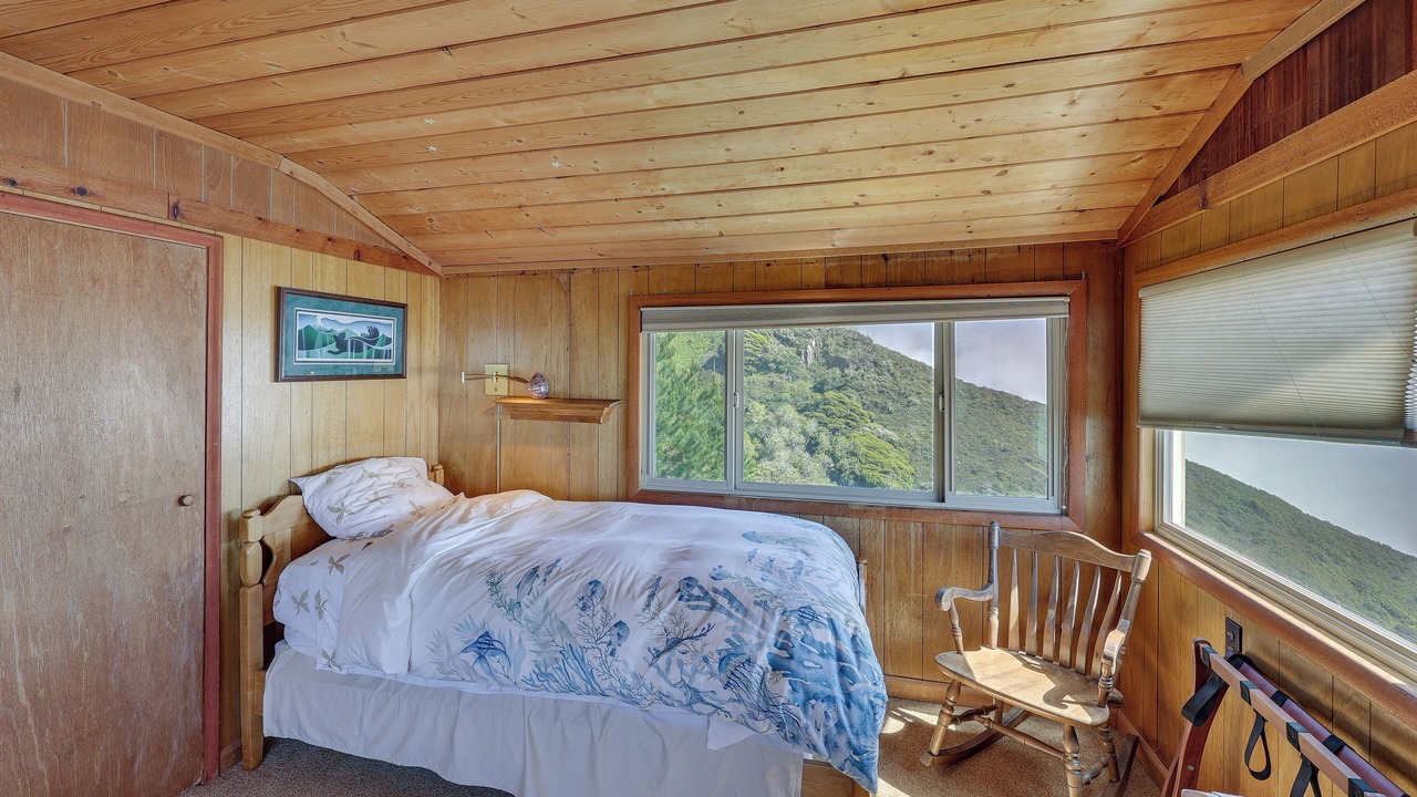 Photo of Bedroom in Big Sur