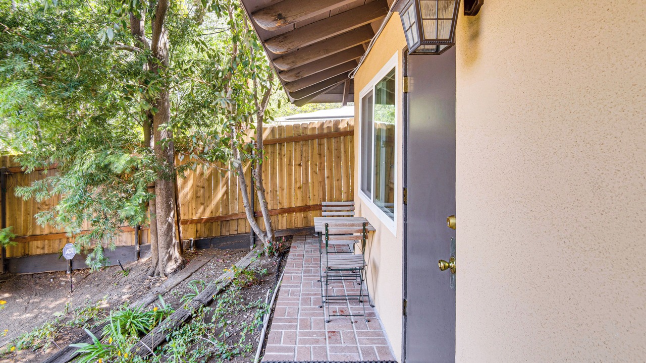 Photo of Others in La Canada Flintridge