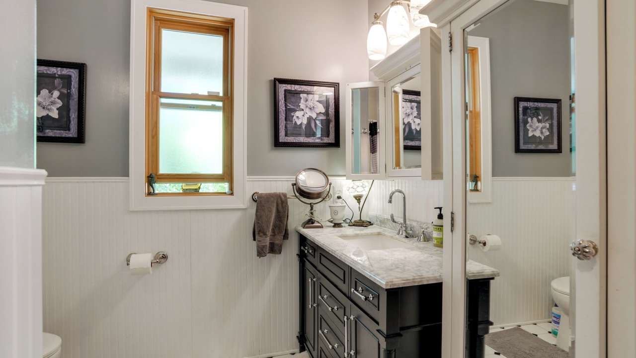 Photo of Bathroom in Tuolumne