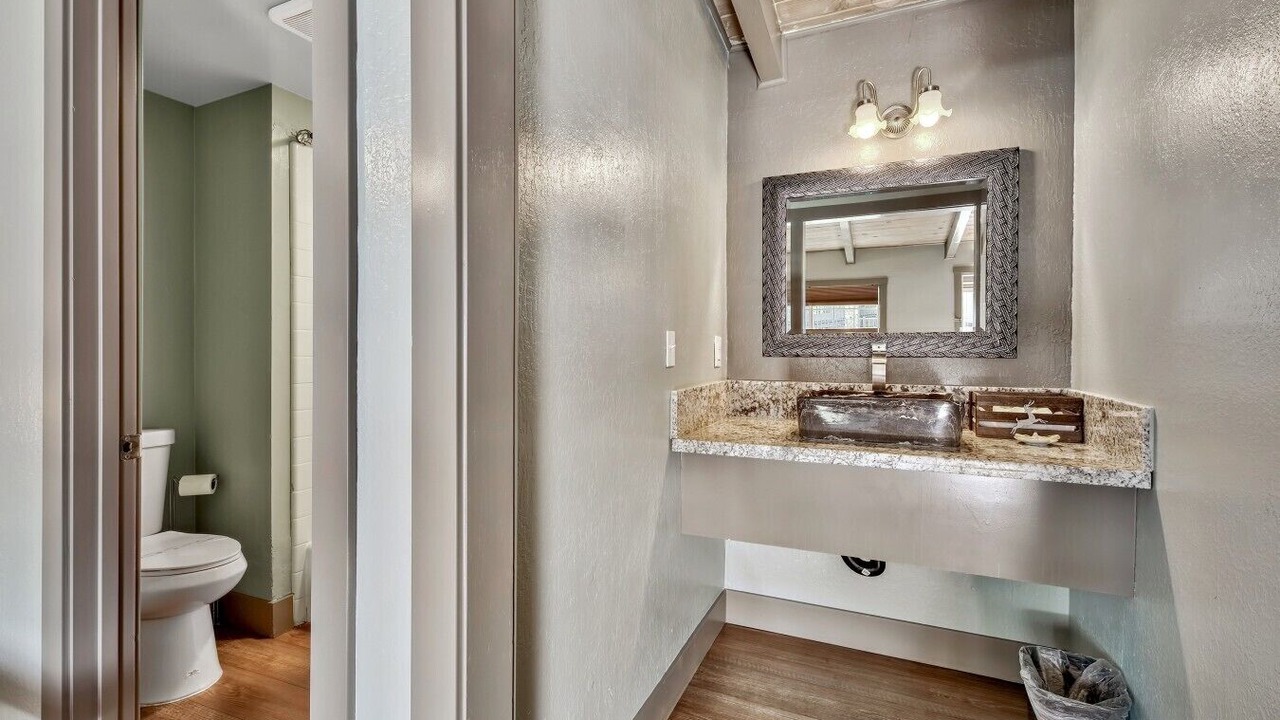 Photo of Bathroom in Lakeside Park