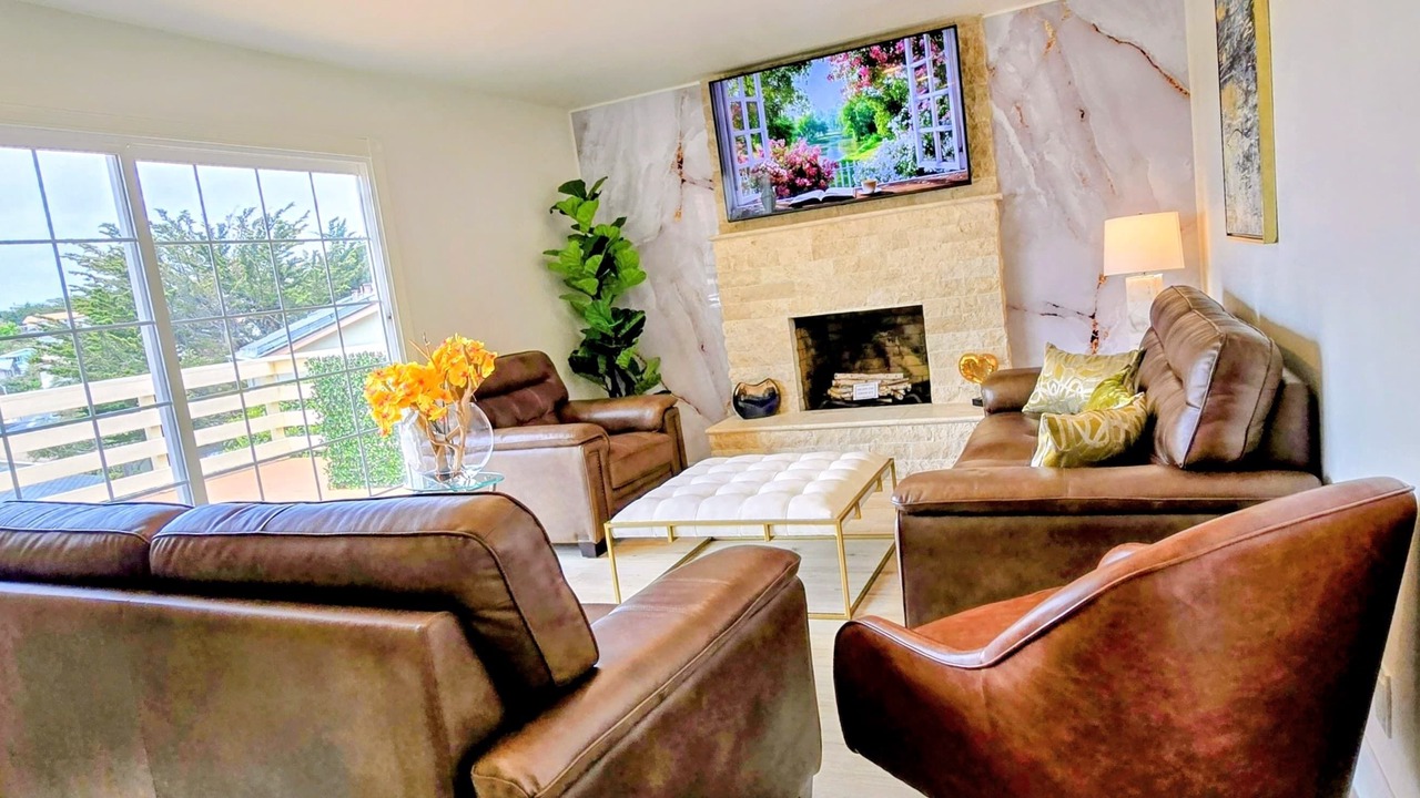 Photo of Livingroom in Mescal Corridor NW