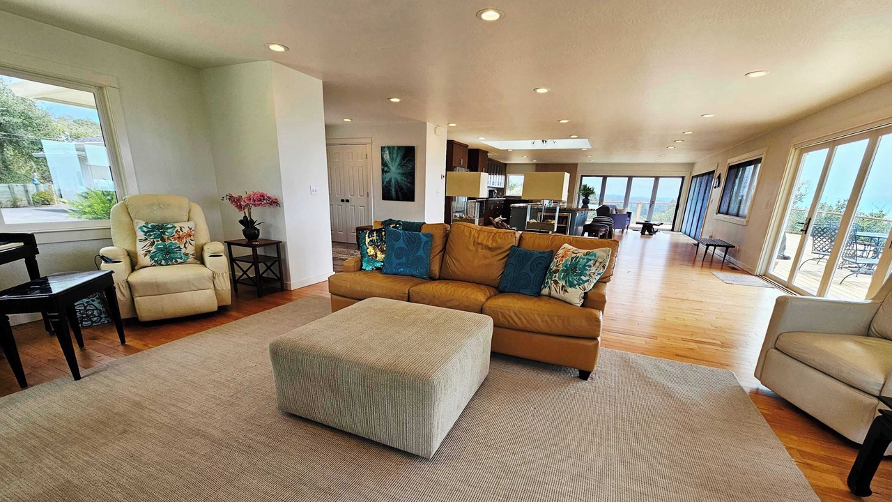 Photo of Livingroom in Aptos