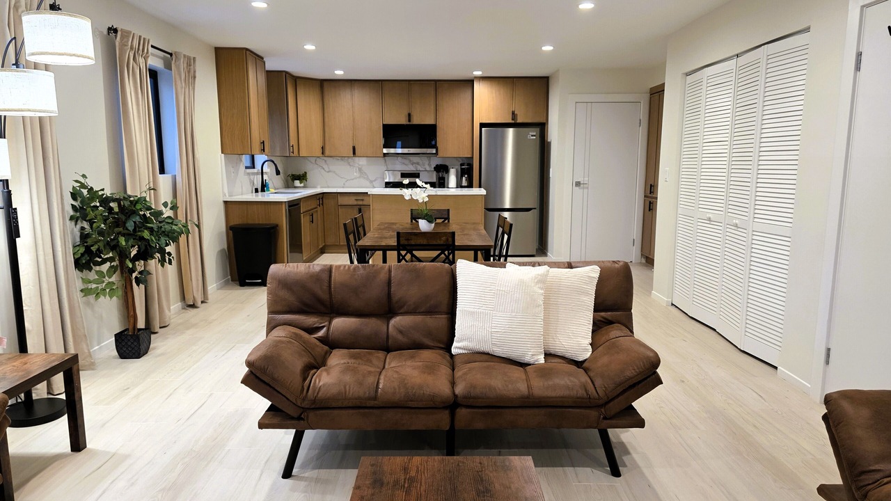 Photo of Livingroom in Beverly Hills