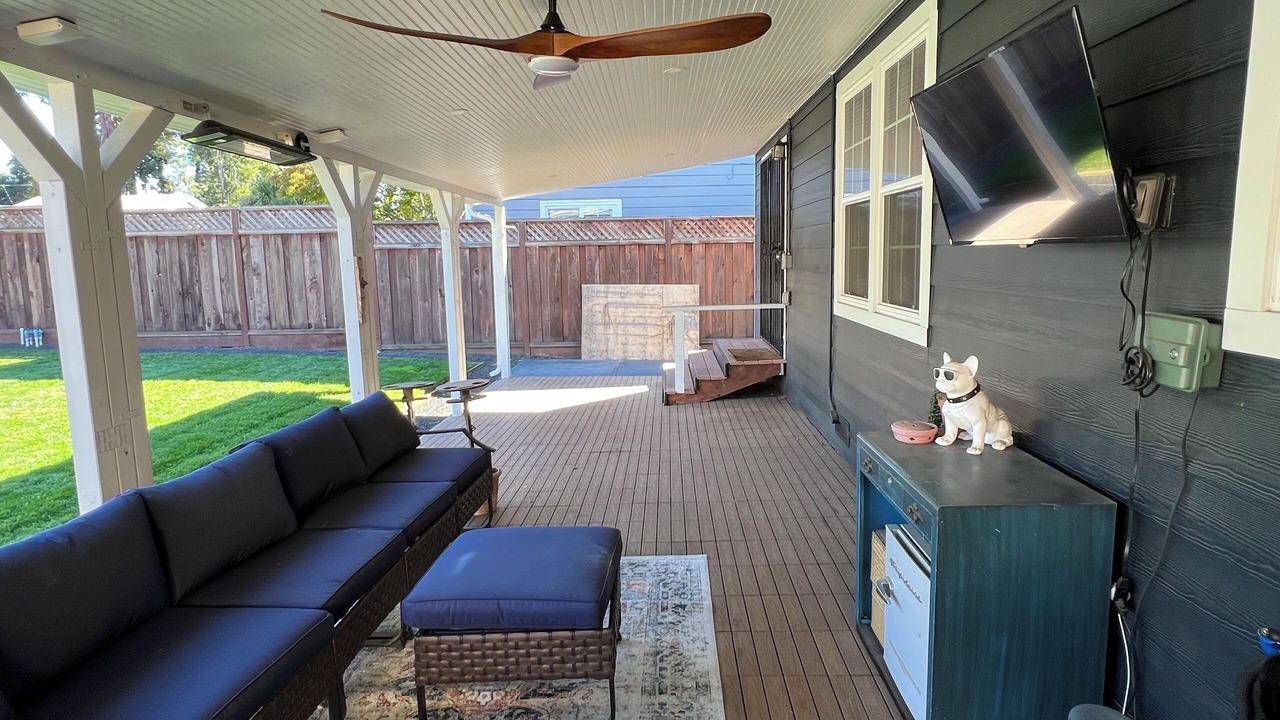 Photo of Livingroom in Castro Valley