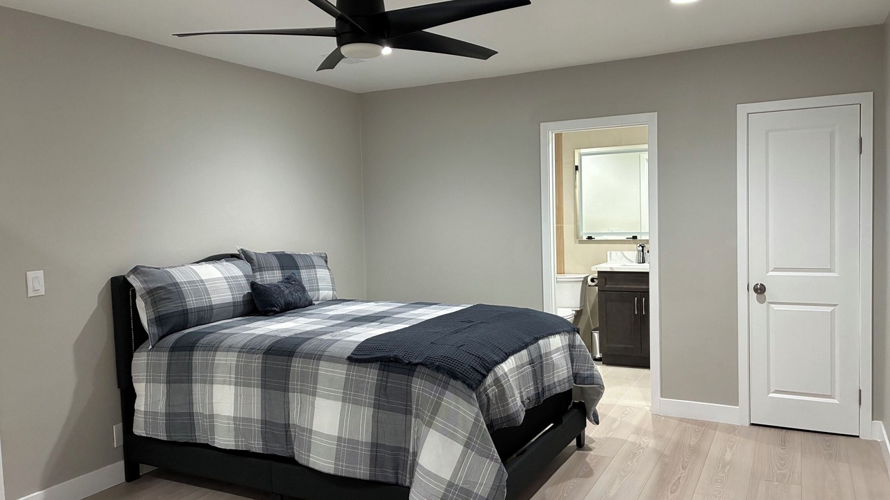 Photo of Bedroom in Northwest Anaheim