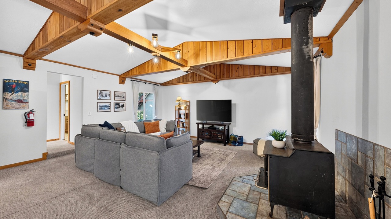 Photo of Livingroom in Truckee