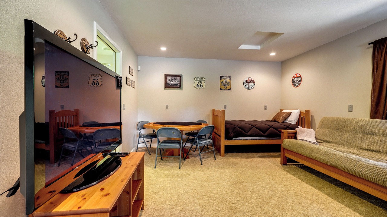 Photo of Livingroom in Sierra Village