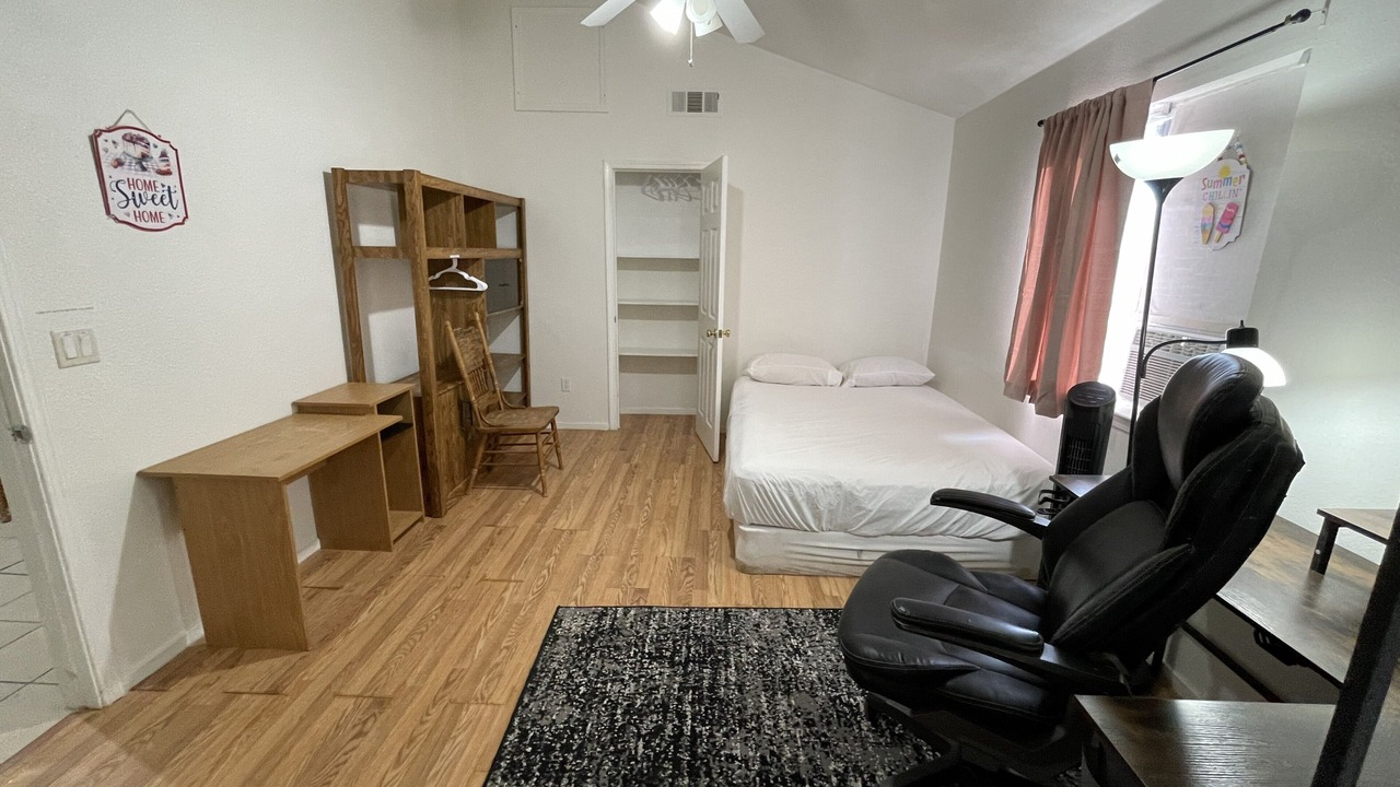 Photo of Bedroom in Merced