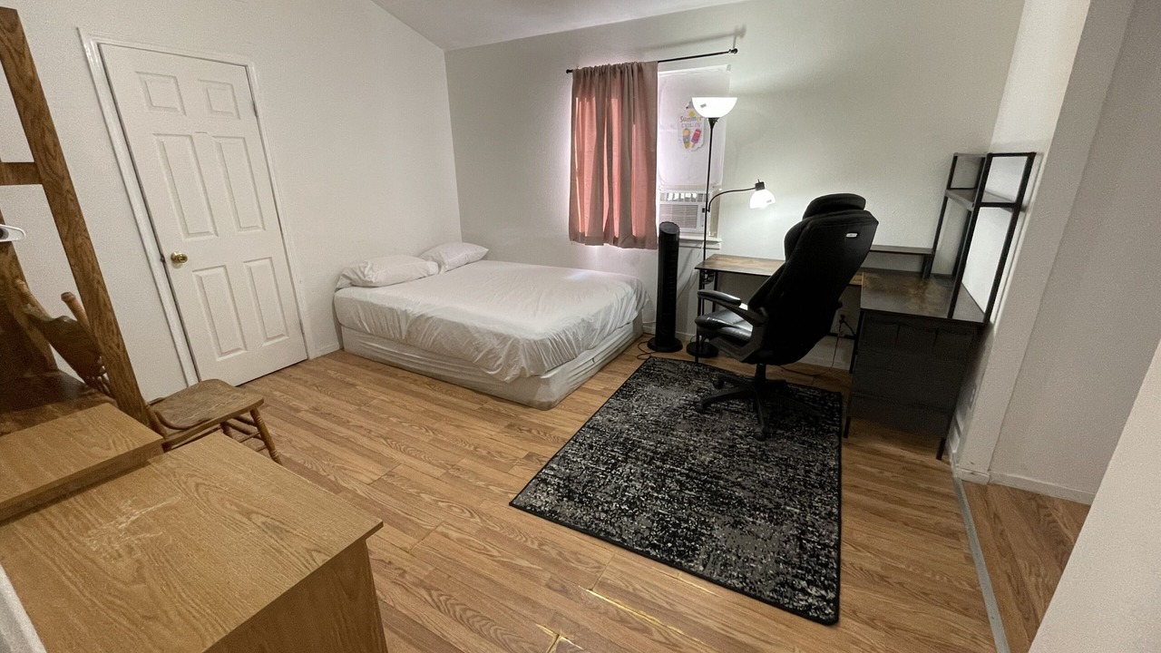 Photo of Bedroom in Merced
