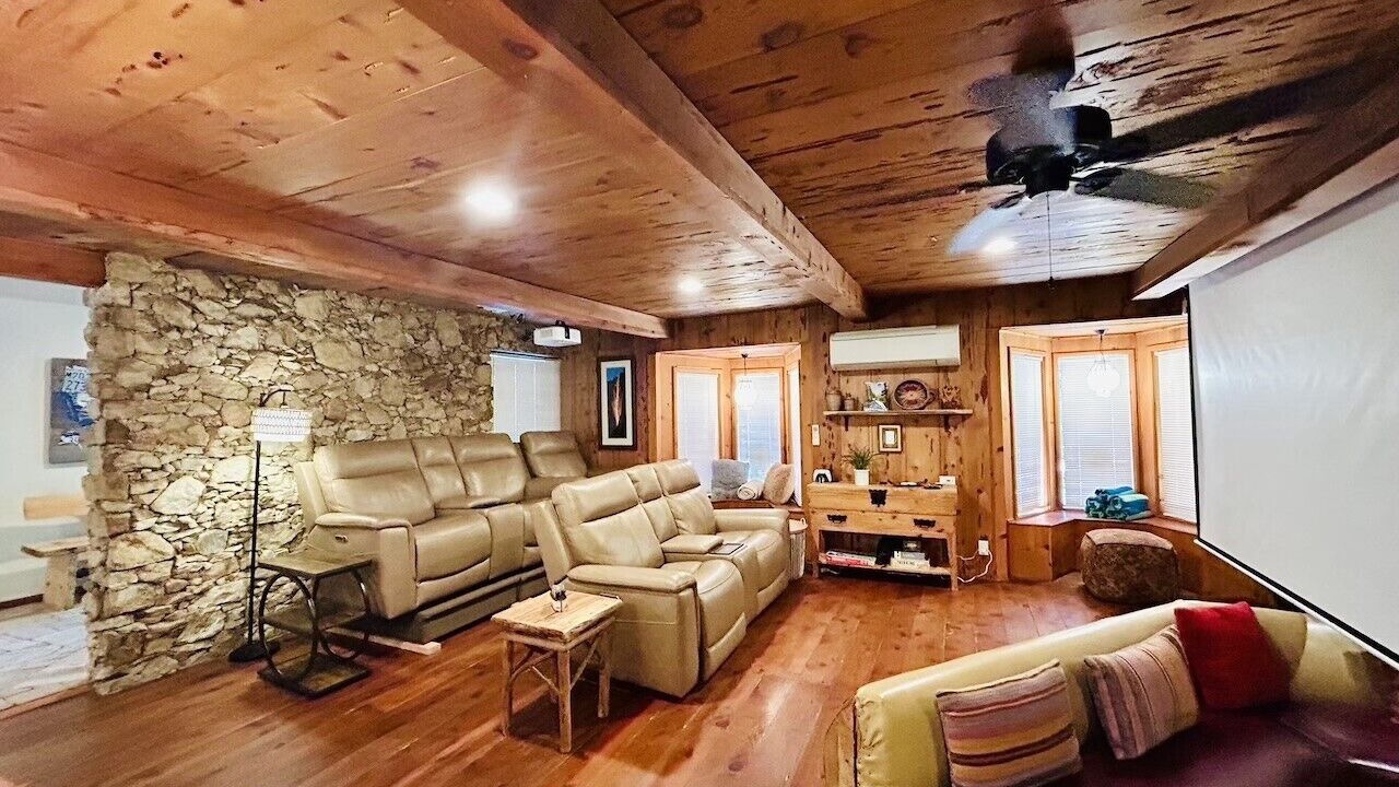 Photo of Bedroom in Wishon