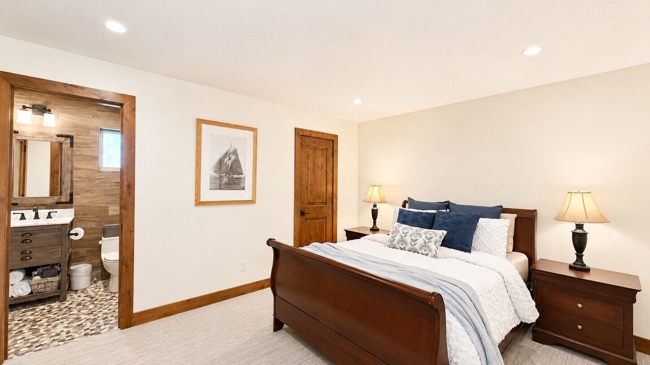 Photo of Bedroom in Tahoe Village