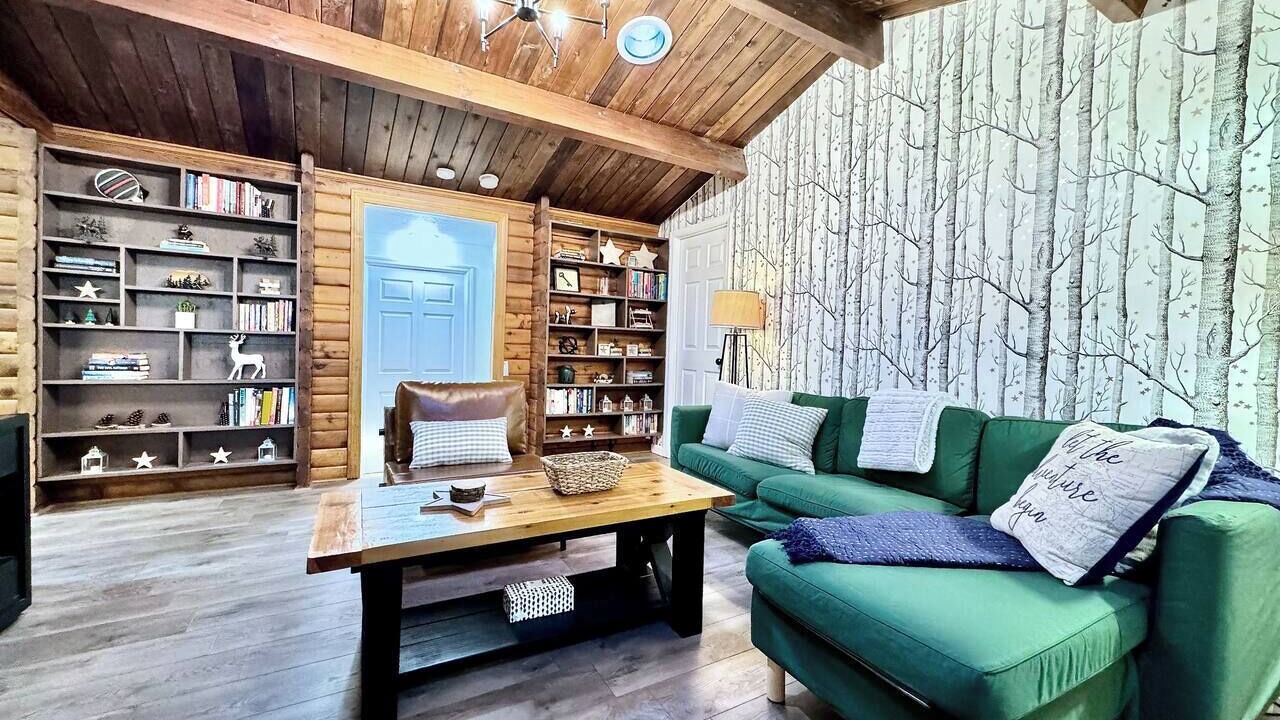 Photo of Livingroom in Pollock Pines