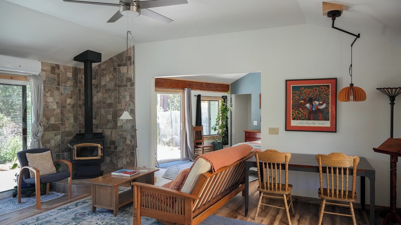 Photo of Livingroom in Grass Valley
