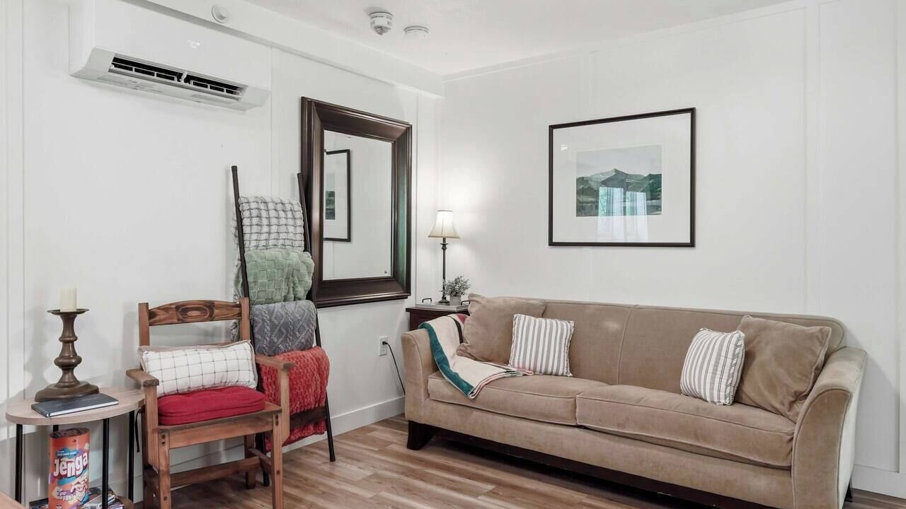 Photo of Livingroom in North Fork