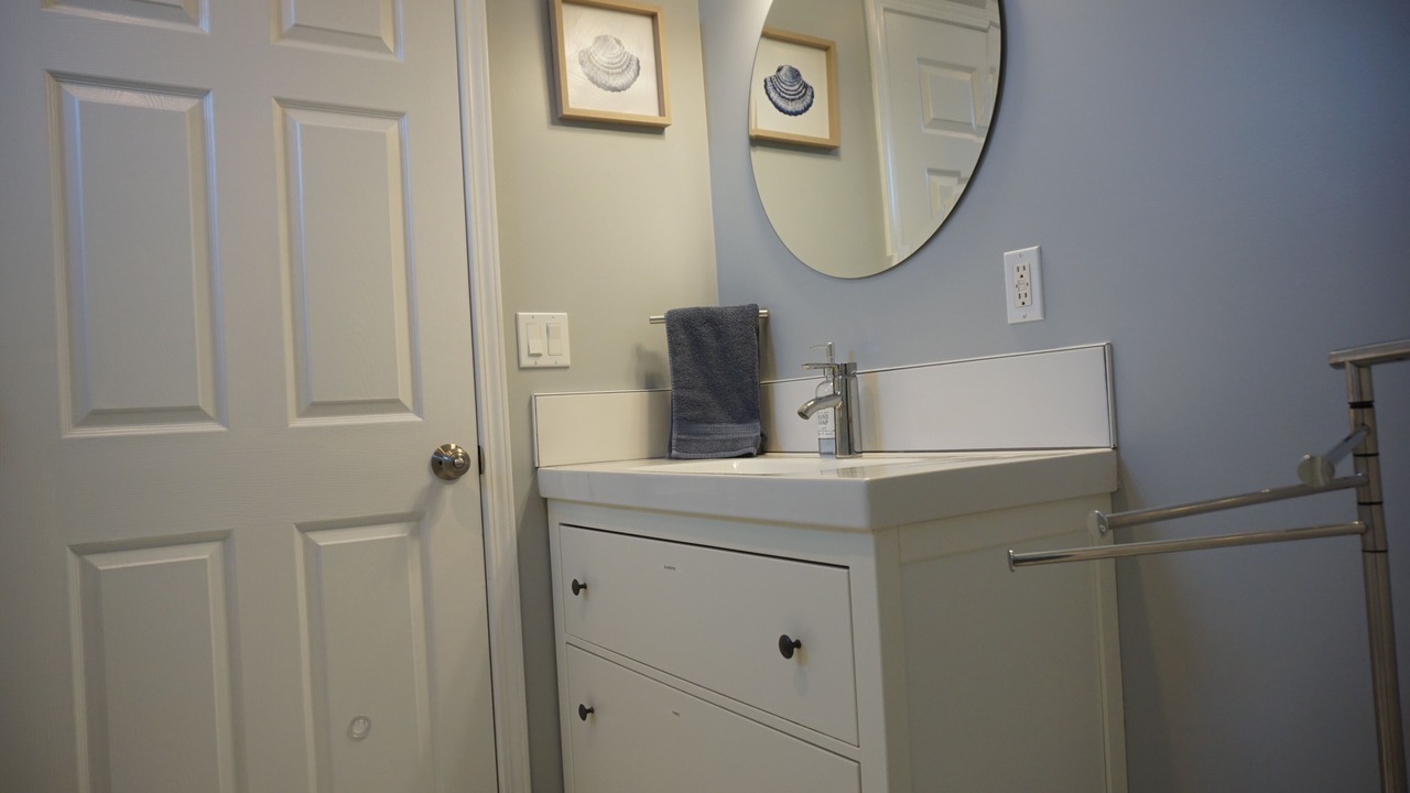 Photo of Bathroom in Del Aire