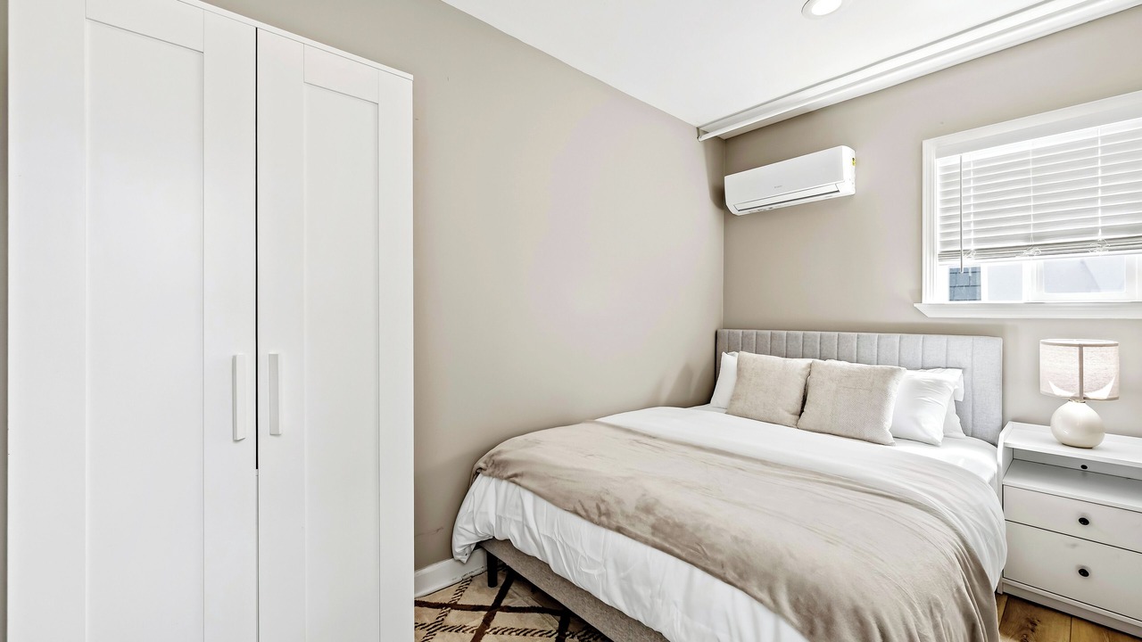 Photo of Bedroom in Central Berkeley