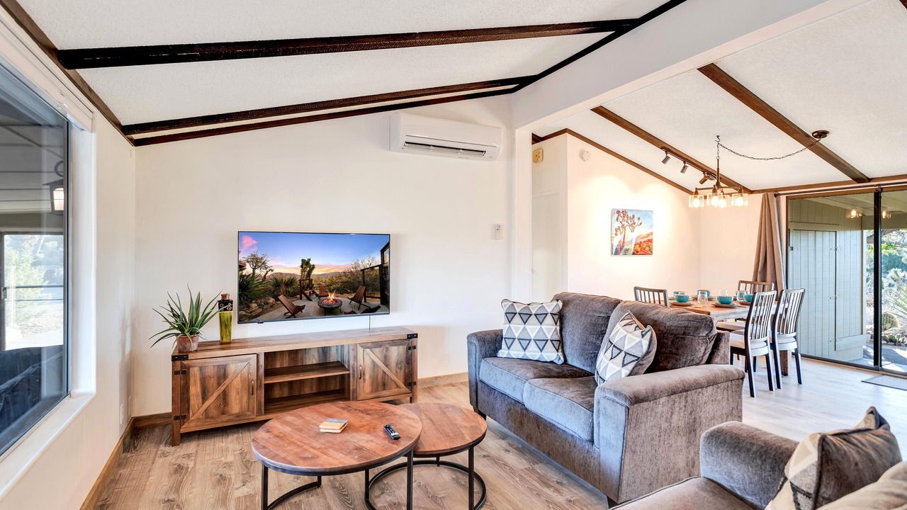 Photo of Livingroom in Joshua Tree Highlands