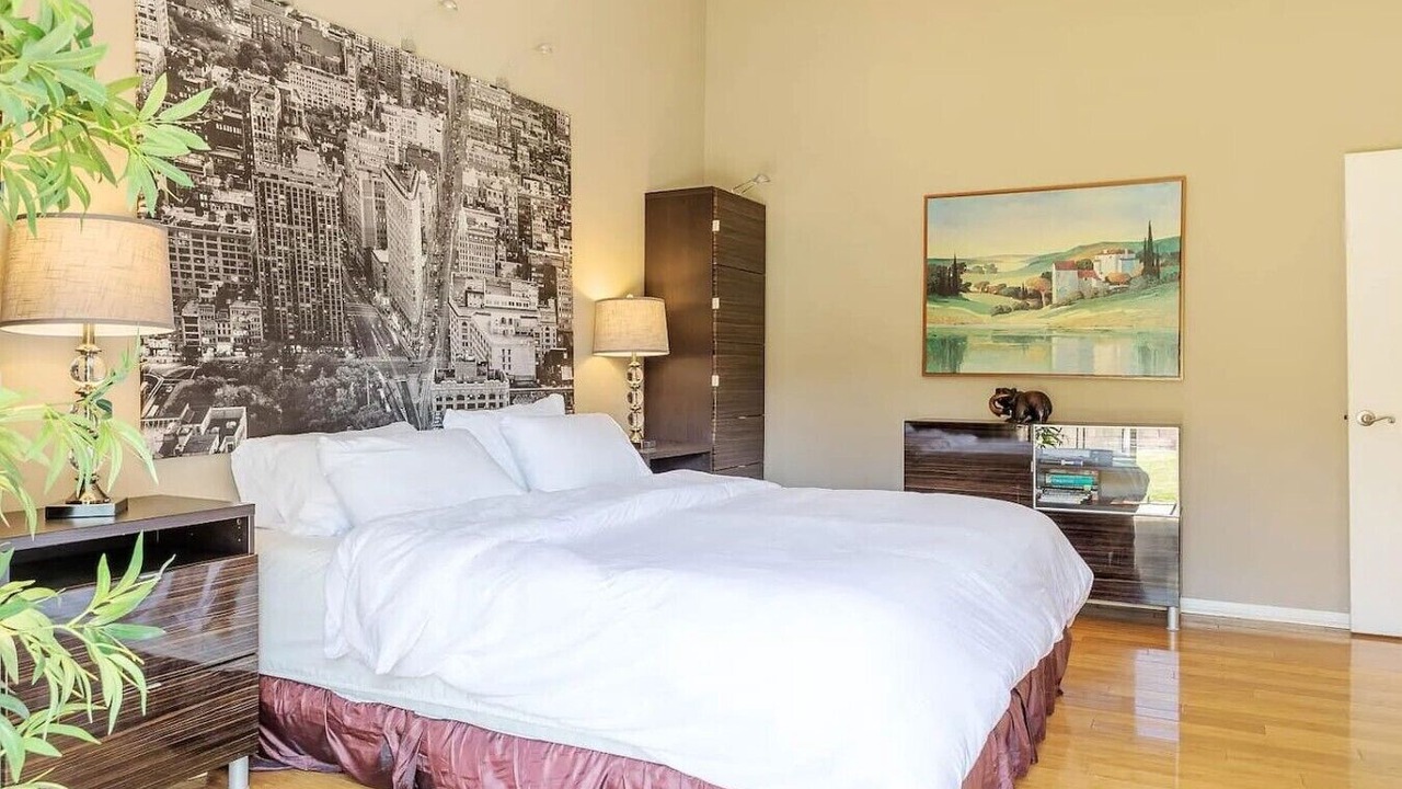 Photo of Bedroom in Porter Ranch