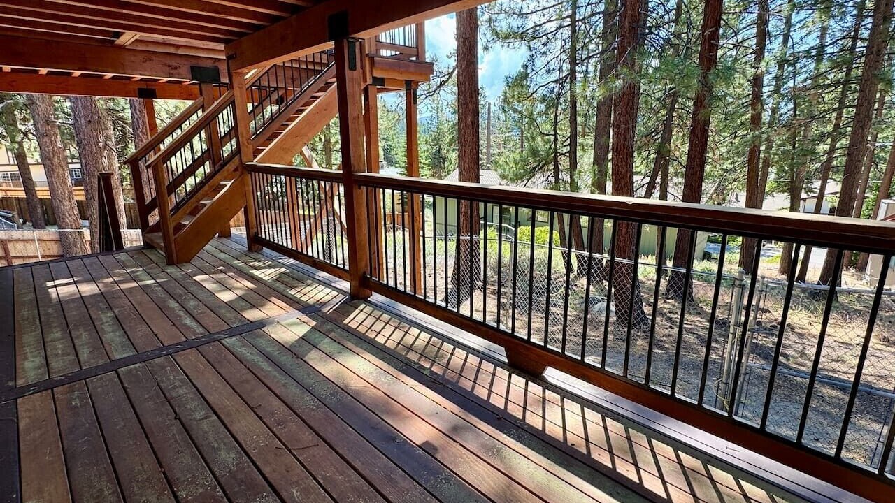 Photo of Patio Balcony in Round Hill Village