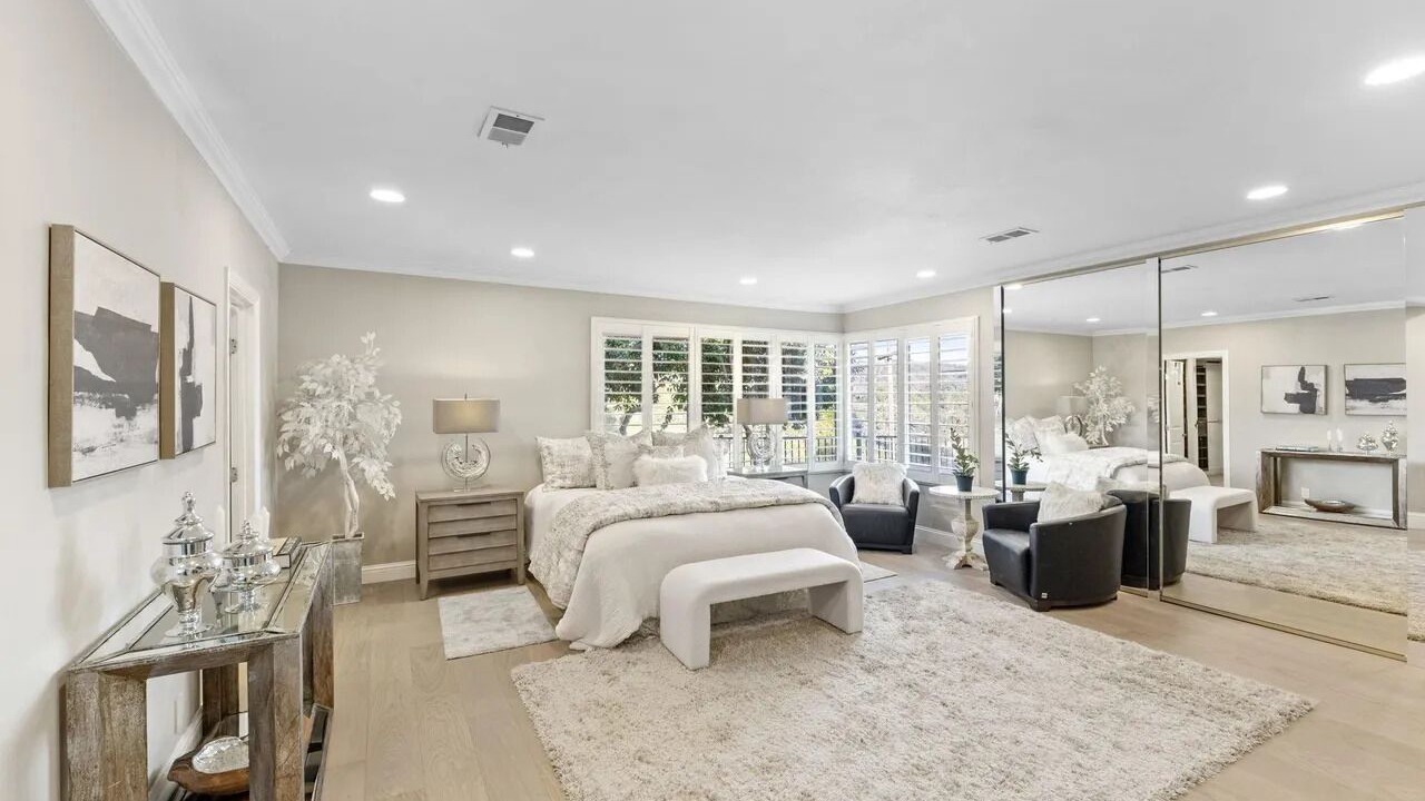 Photo of Bedroom in Chabot Park