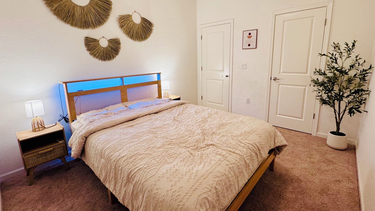 Photo of Bedroom in Lathrop