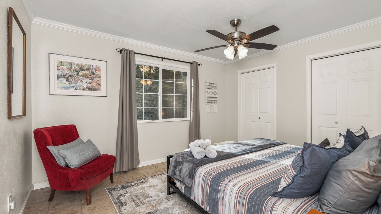 Photo of Bedroom in Yosemite Forks