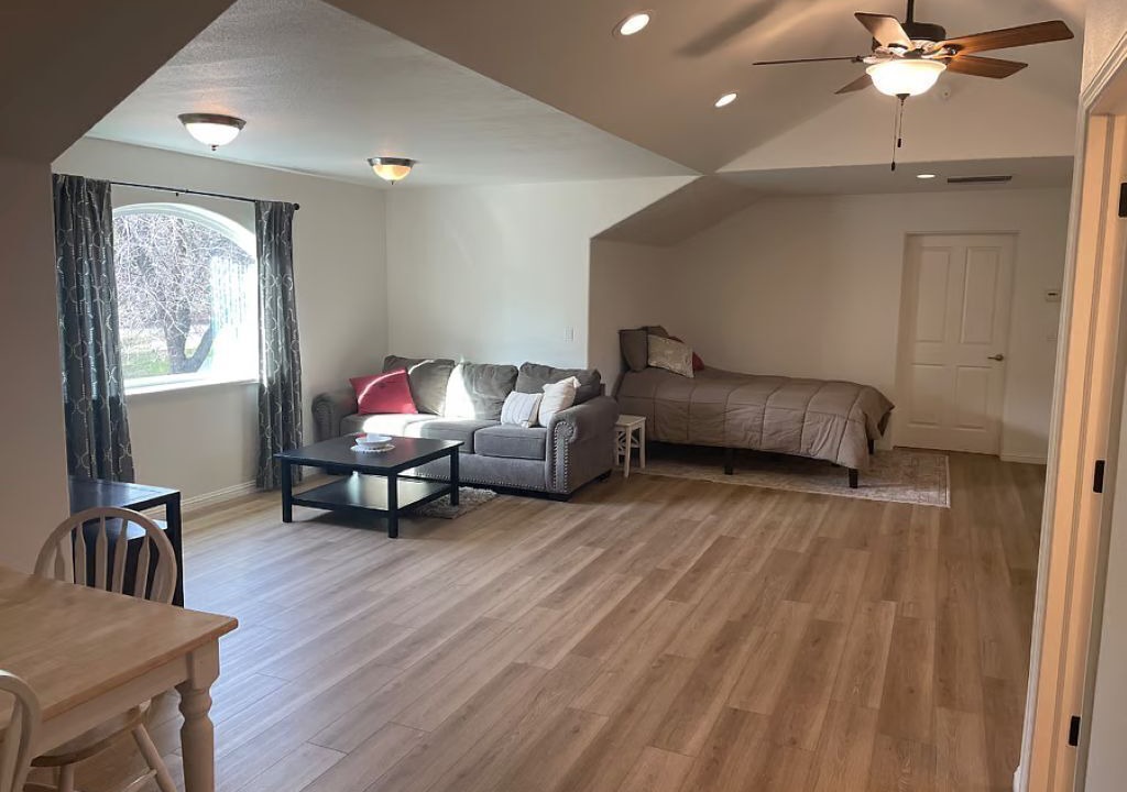 Photo of Bedroom in Tuolumne