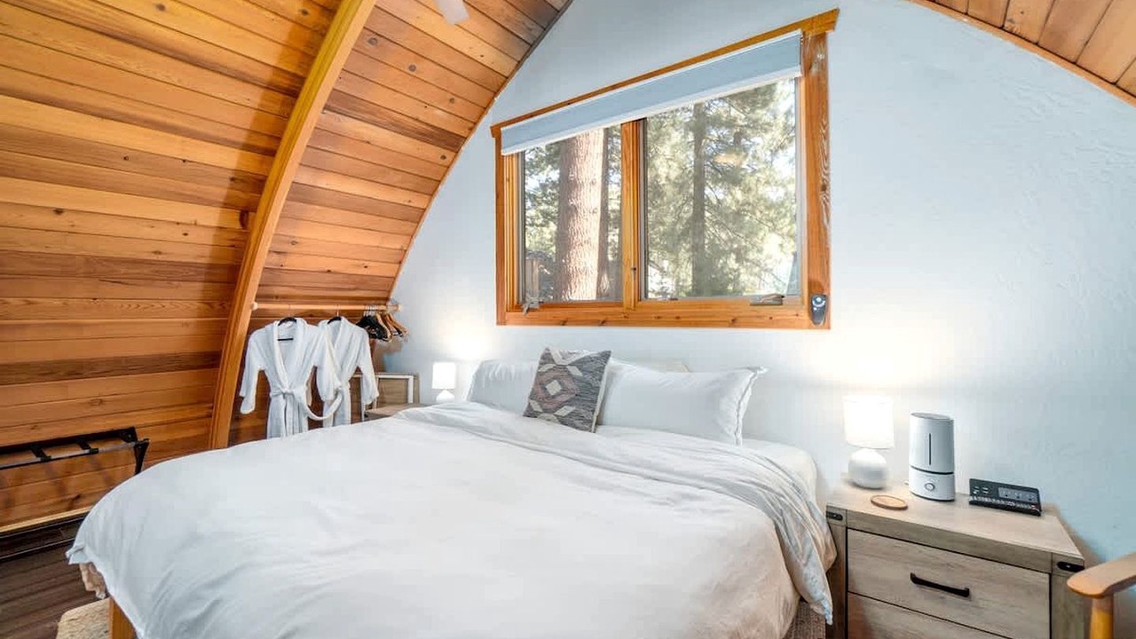Photo of Bedroom in Incline Village