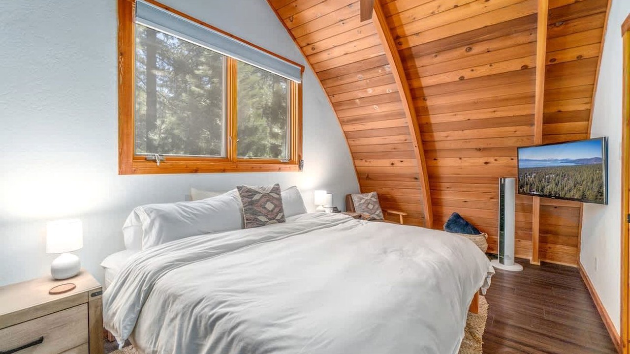 Photo of Bedroom in Incline Village