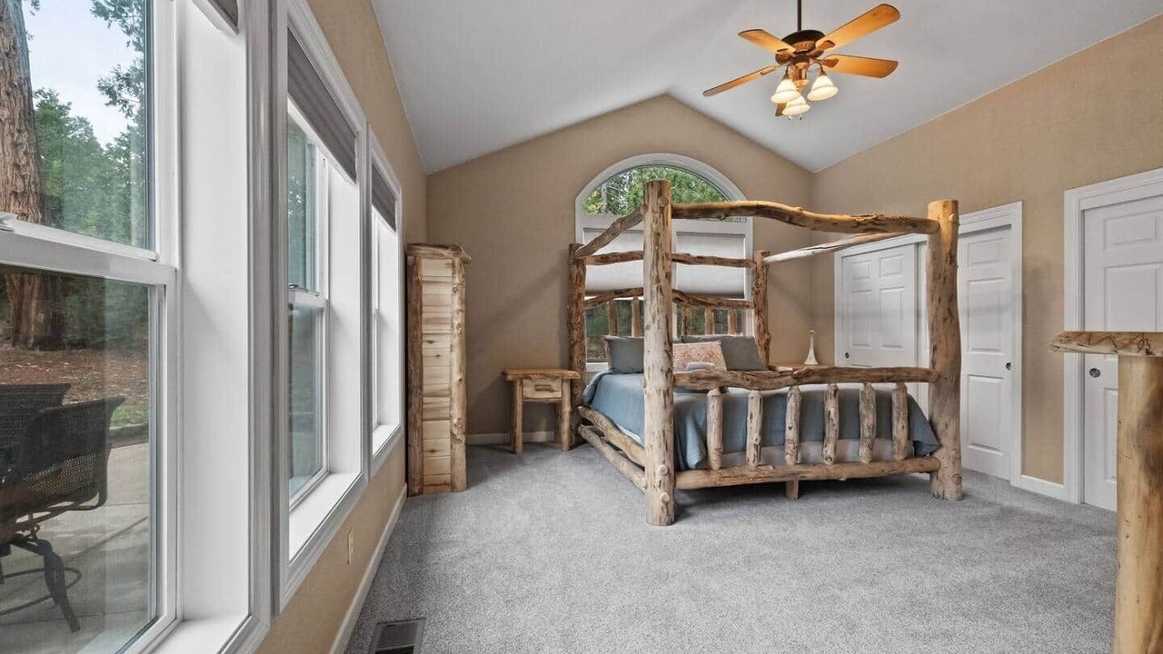 Photo of Bedroom in Mi-Wuk Village