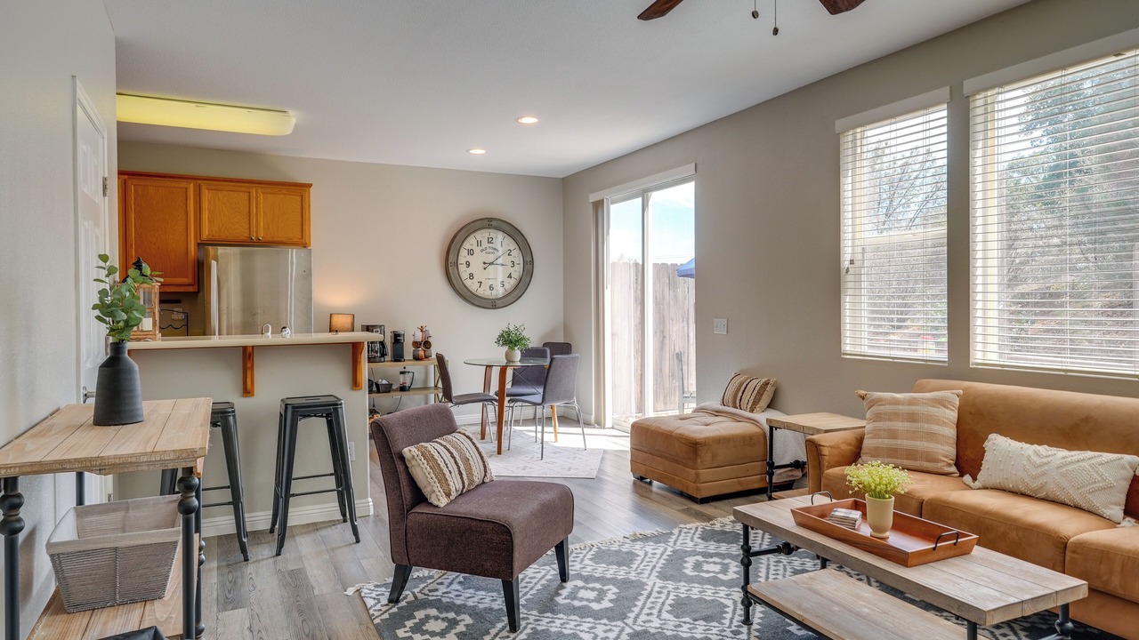 Photo of Livingroom in Copperopolis