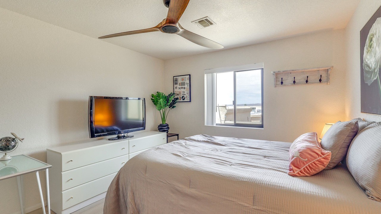 Photo of Bedroom in Lake Havasu City
