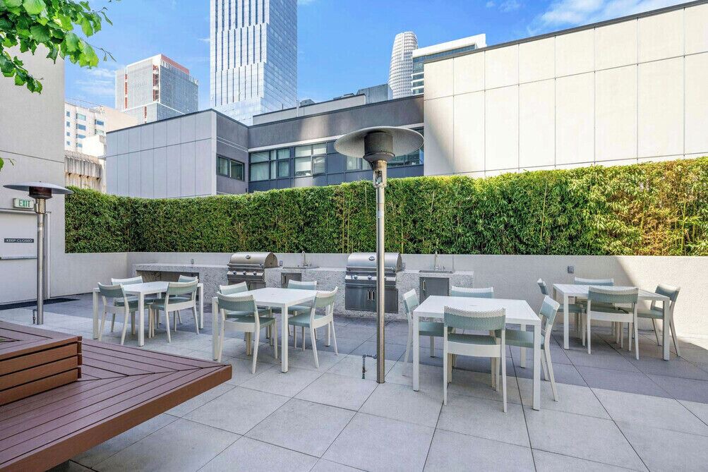 Photo of Others in Rincon Hill