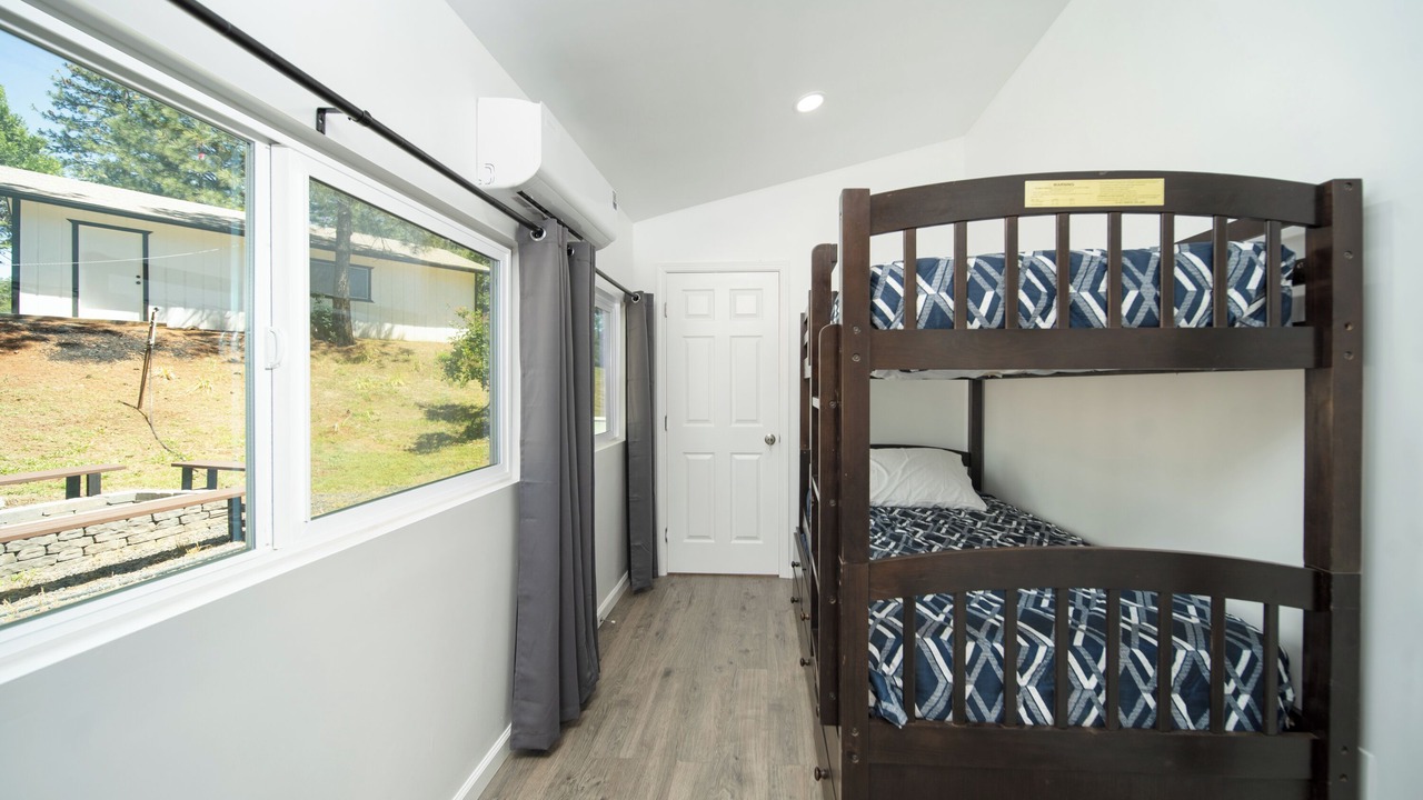 Photo of Bedroom in Mariposa