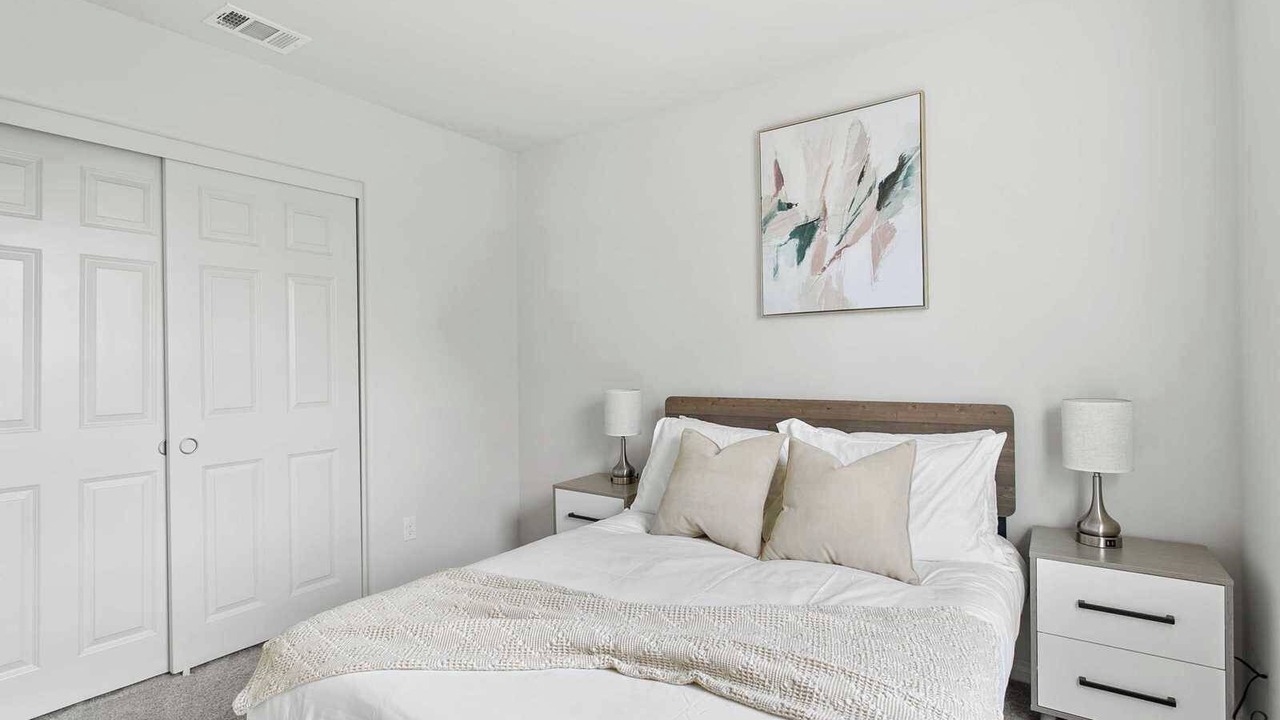Photo of Bedroom in Westmont