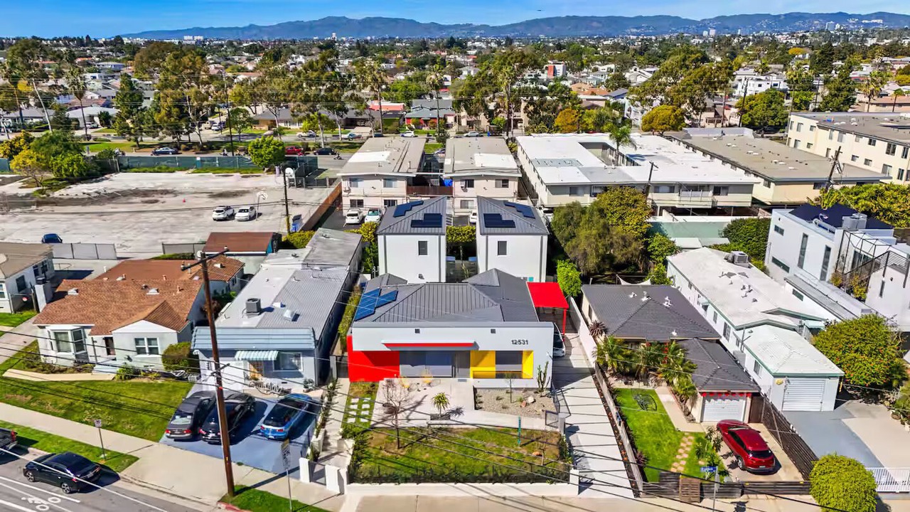 Photo of Outdoor in Del Rey